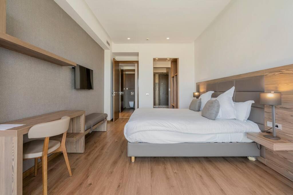 Luxury Apartment At Corniche , Seaview Close Beach Casablanca Ngoại thất bức ảnh