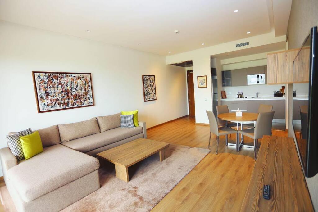 Luxury Apartment At Corniche , Seaview Close Beach Casablanca Ngoại thất bức ảnh