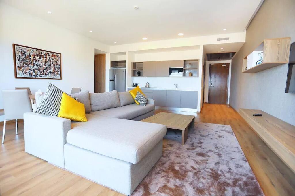 Luxury Apartment At Corniche , Seaview Close Beach Casablanca Ngoại thất bức ảnh