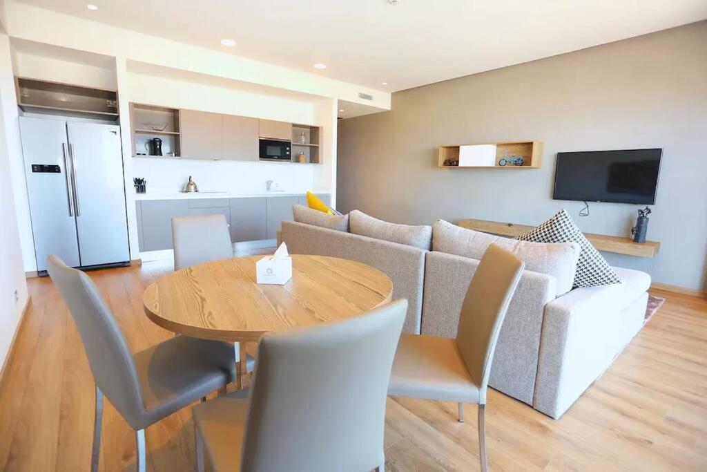 Luxury Apartment At Corniche , Seaview Close Beach Casablanca Ngoại thất bức ảnh